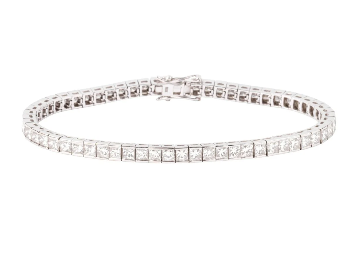 Bracelet ligne en diamant taille princesse sur or gris