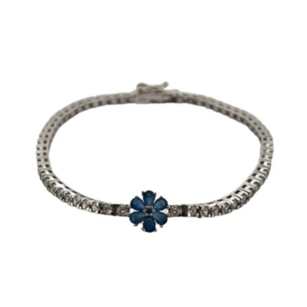 Bracelet Ligne en platine orné de diamants et saphirs