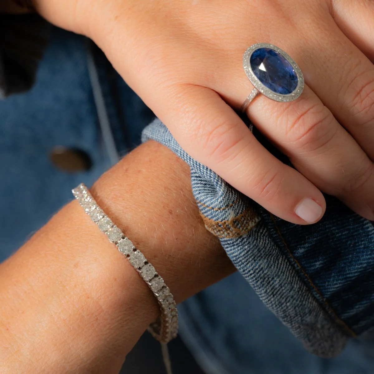 Bracelet Ligne tennis en or blanc et diamants - Image 2