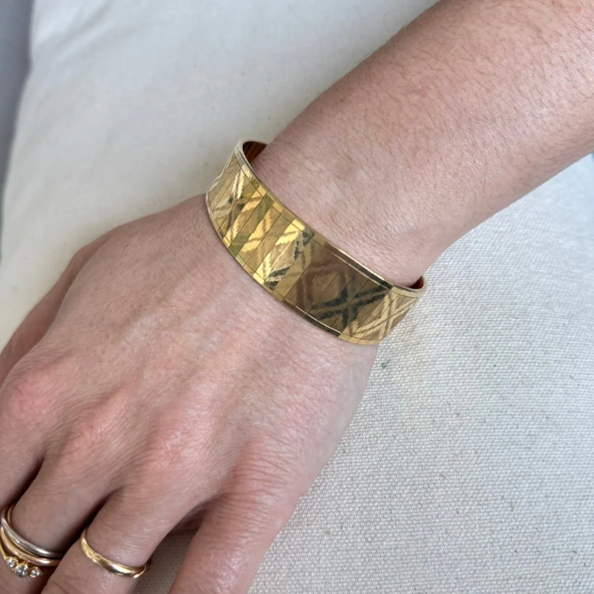 Bracelet Manchette en or jaune - Image 2