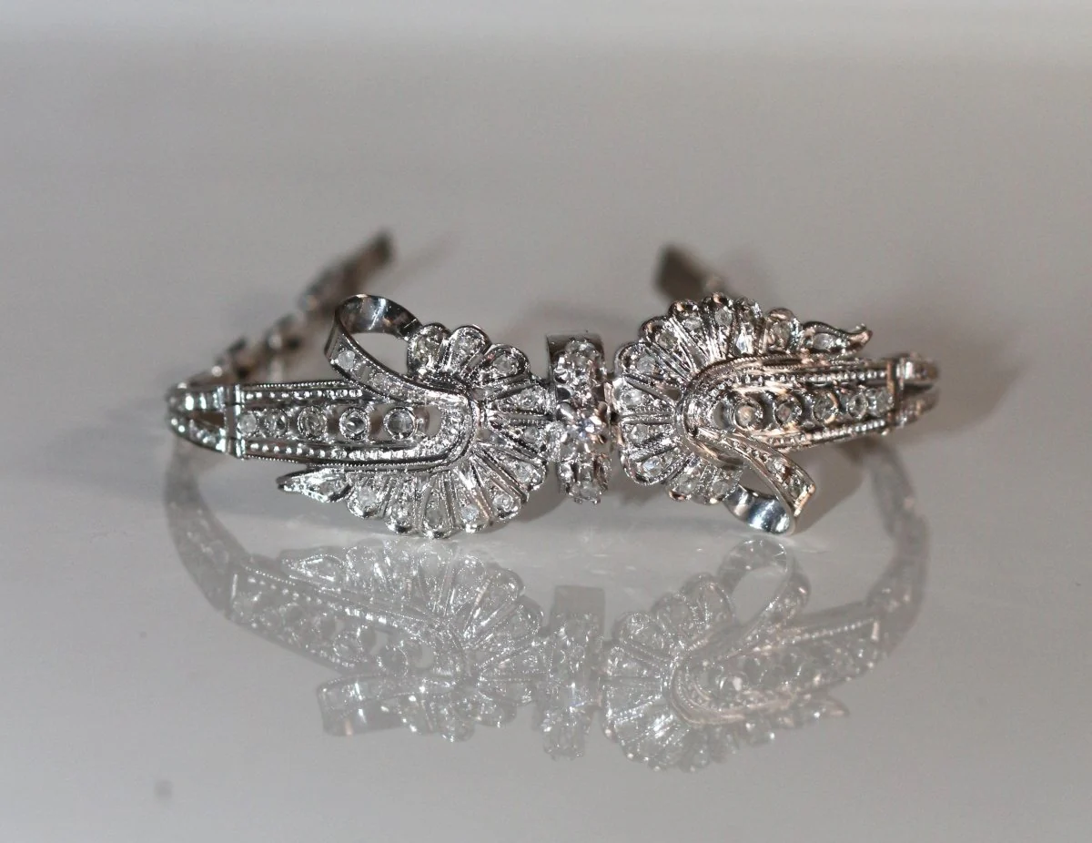 Bracelet en or blanc et diamants - Image 8