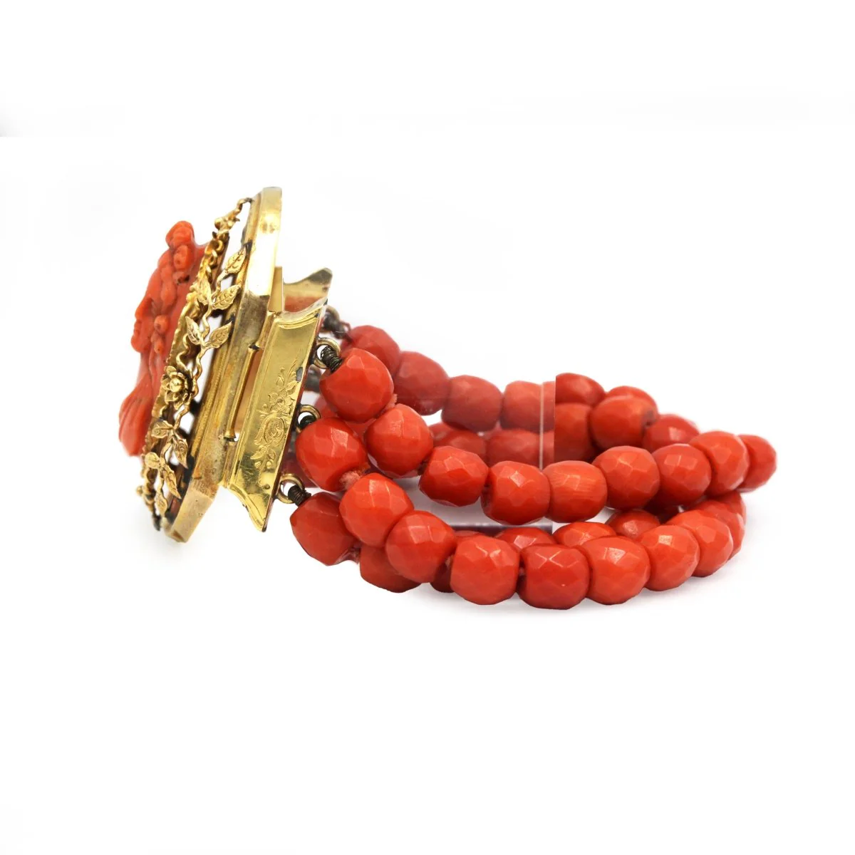 Bracelet en or jaune, camée et corail - Image 3