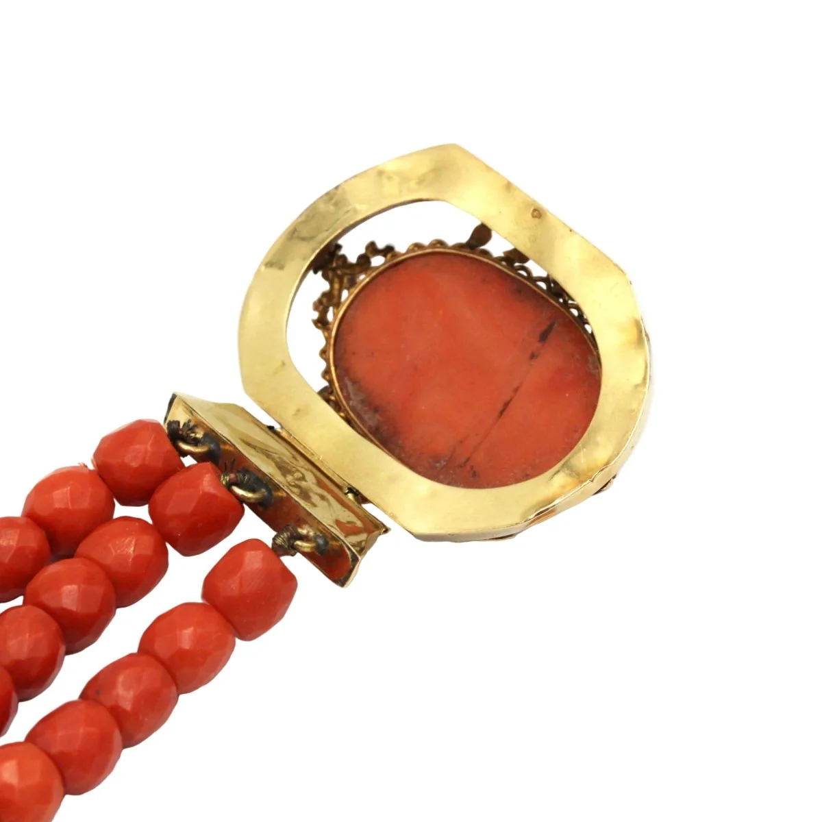 Bracelet en or jaune, camée et corail - Image 6