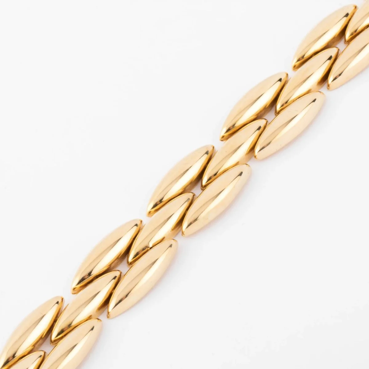 Bracelet or jaune de la maison Cartier modèle Gentiane - Image 4