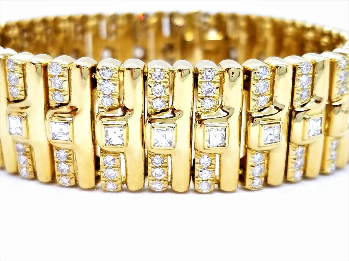 Bracelet Manchette en or jaune et en diamants - Image 7