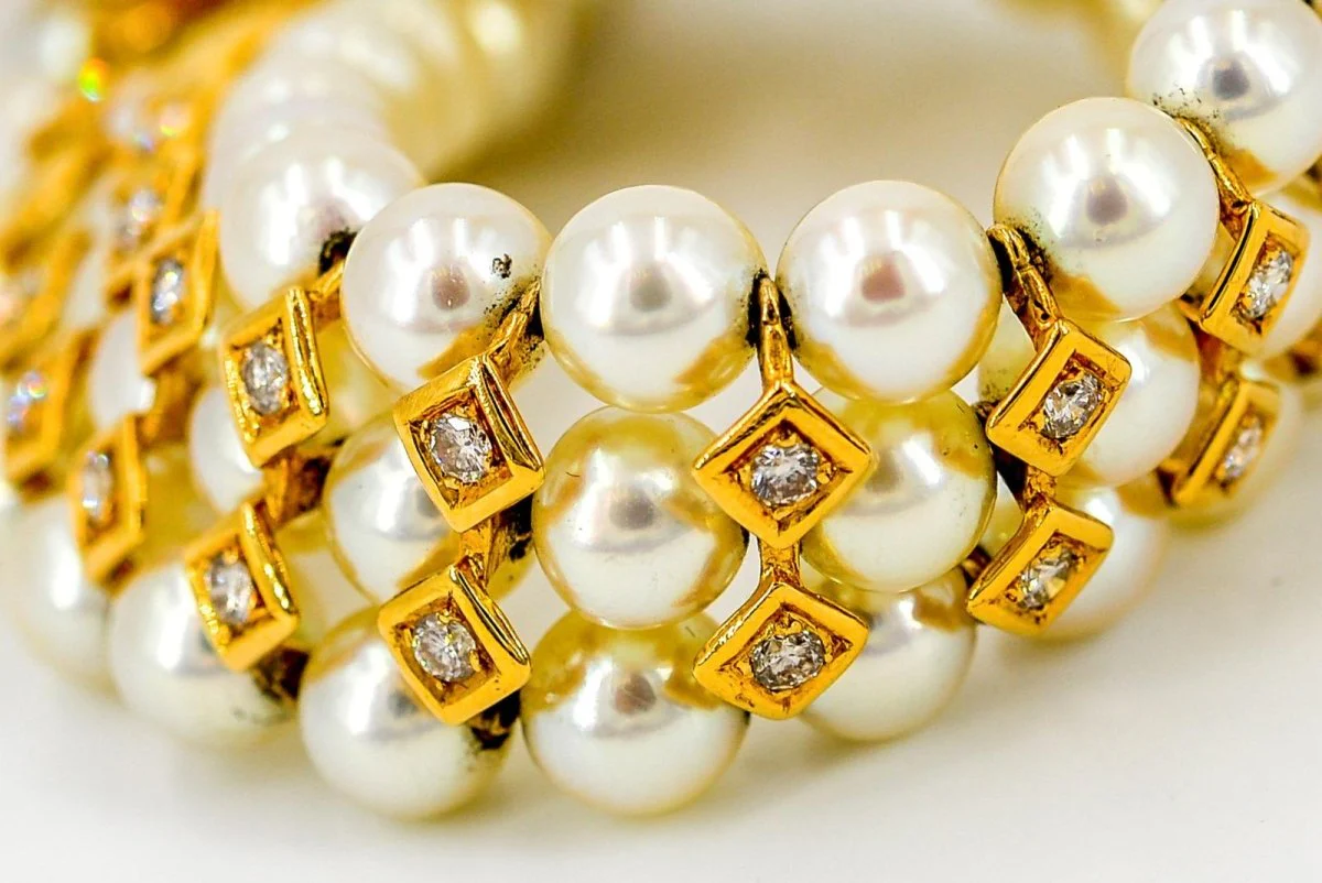 Bracelet en or jaune, perles et diamants - Image 6
