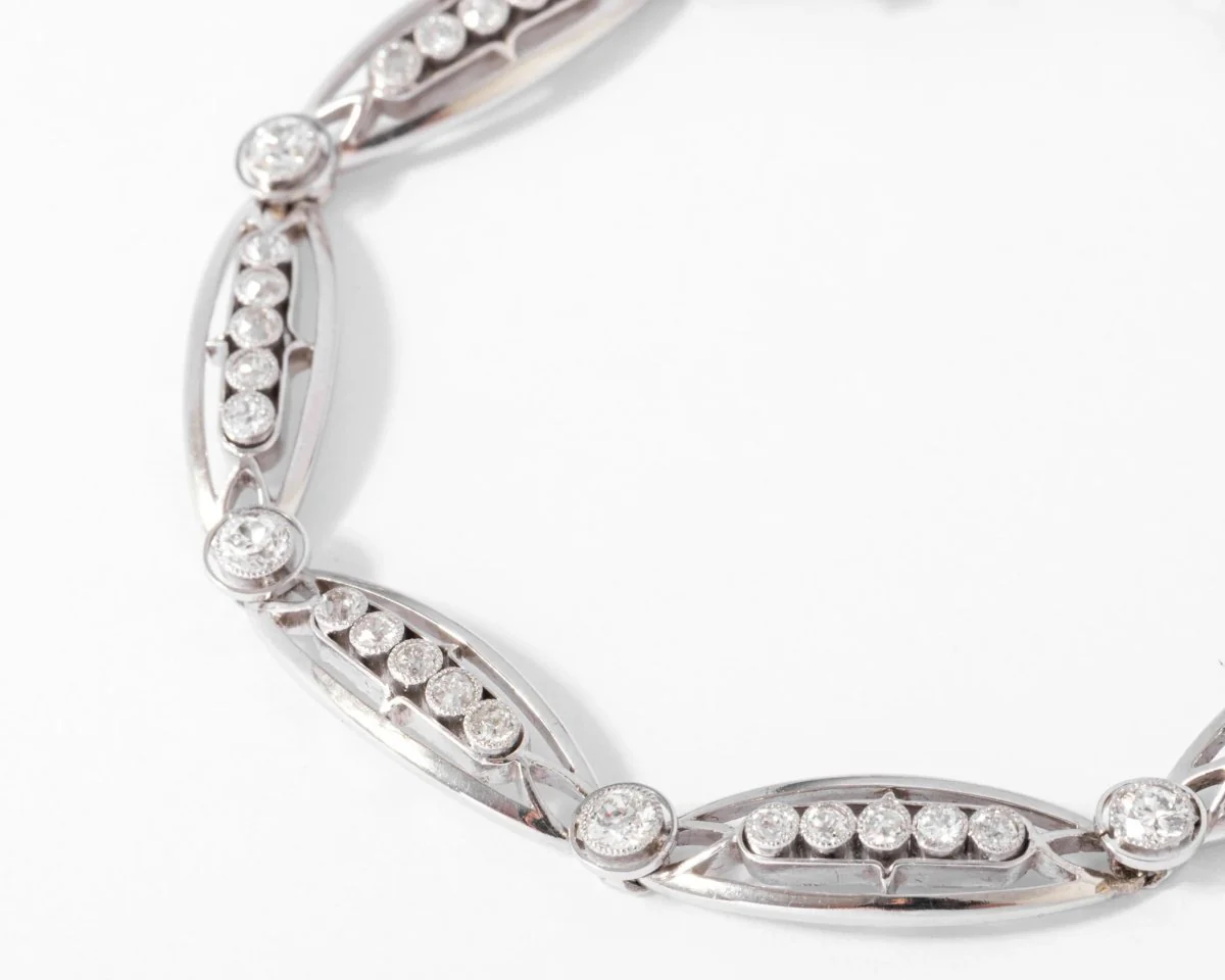 Bracelet or platine et et diamant formant des maillons ovales - Image 2
