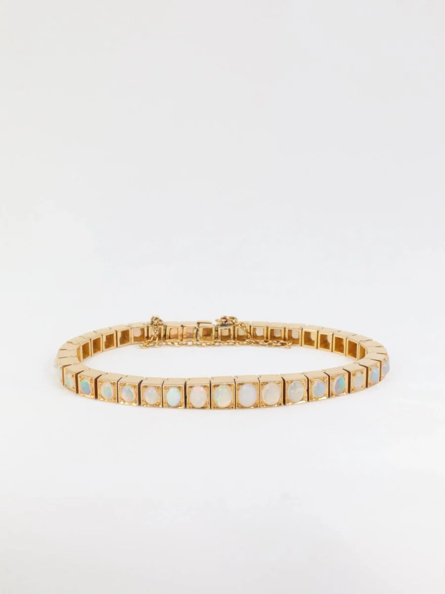 Bracelet rivière d’opales -  Travail de la fin du XIXe siècle