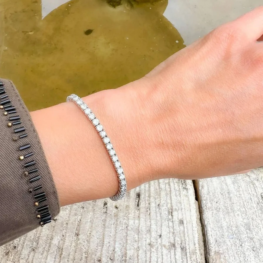 Bracelet Rivière en Or gris orné de diamant - Image 6