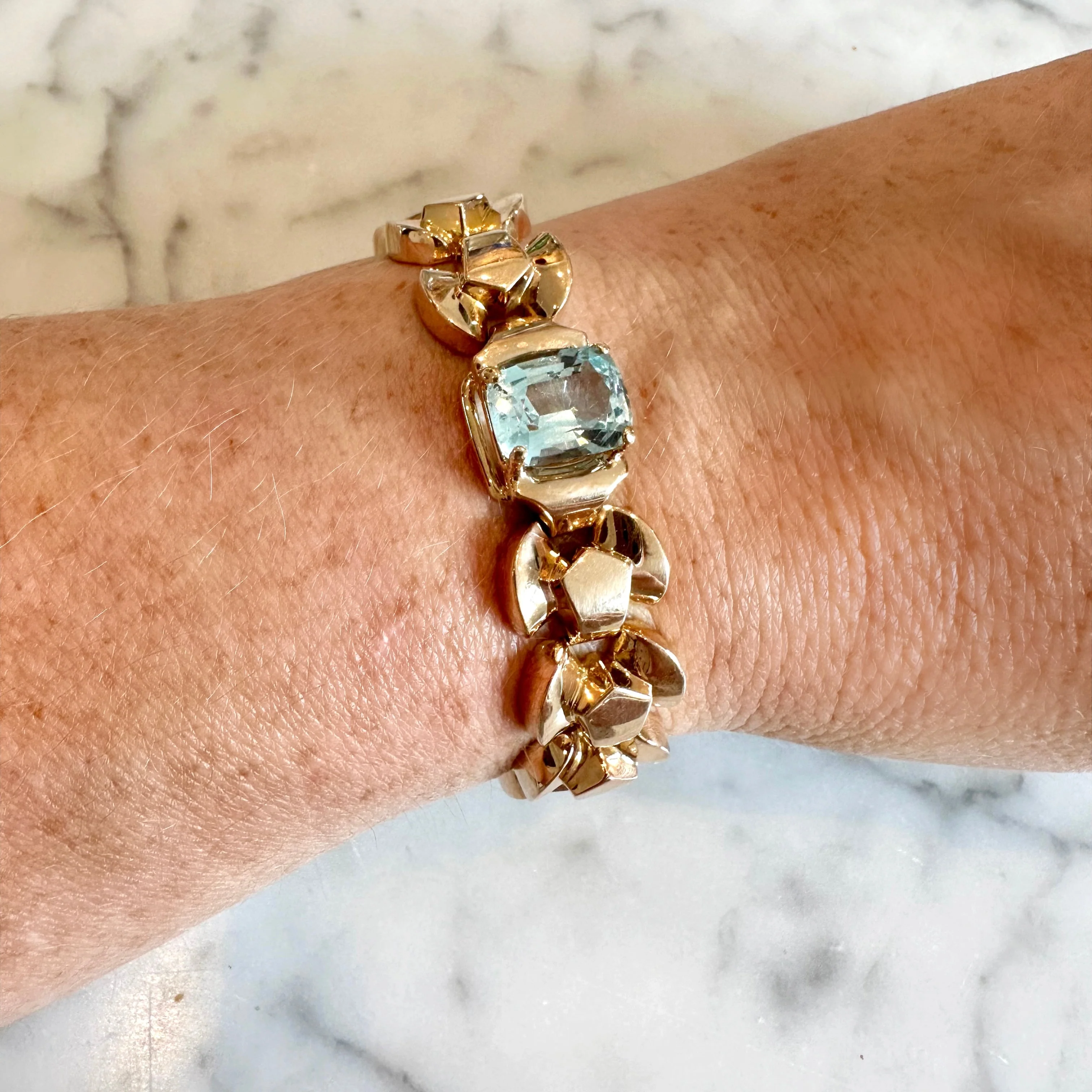 Bracelet tank en or jaune et aigue-marine - Image 5