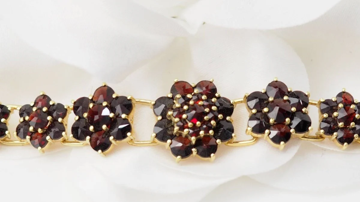 Bracelet vintage en or jaune et grenat - Image 5