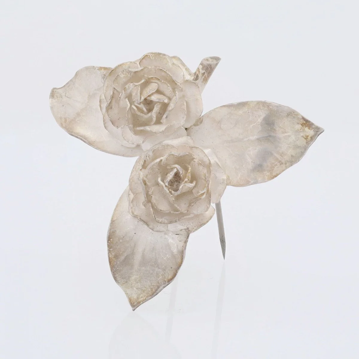 Broche GEORGES-RENÉ LECOMTE Boutons de rose en argent - Image 4