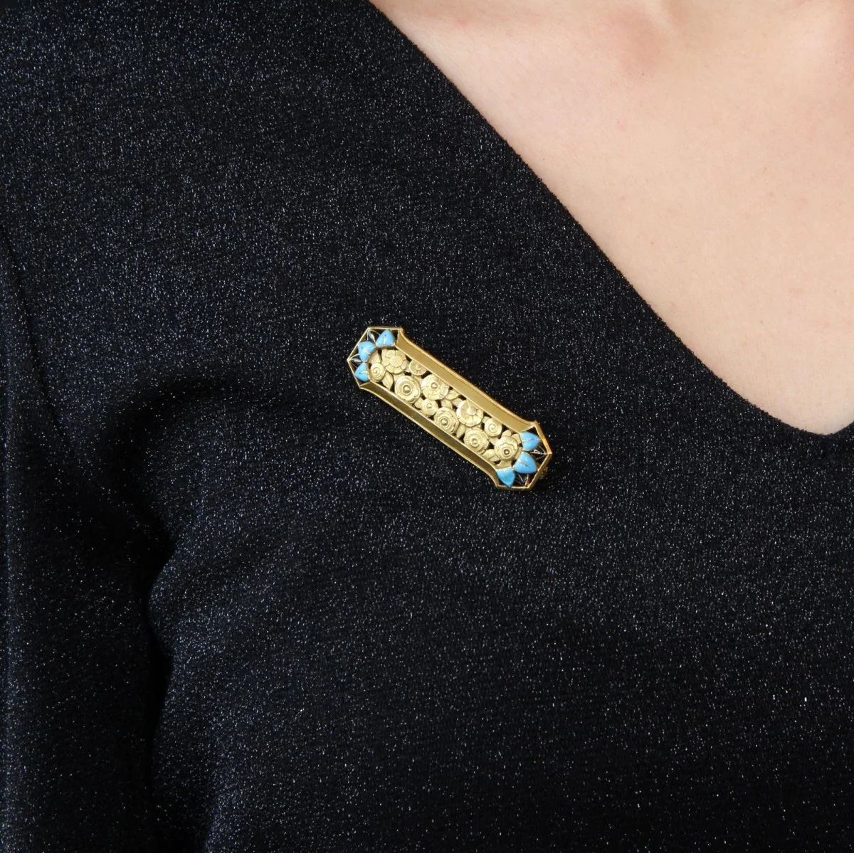 Broche Épingle en or jaune et émail - Image 2