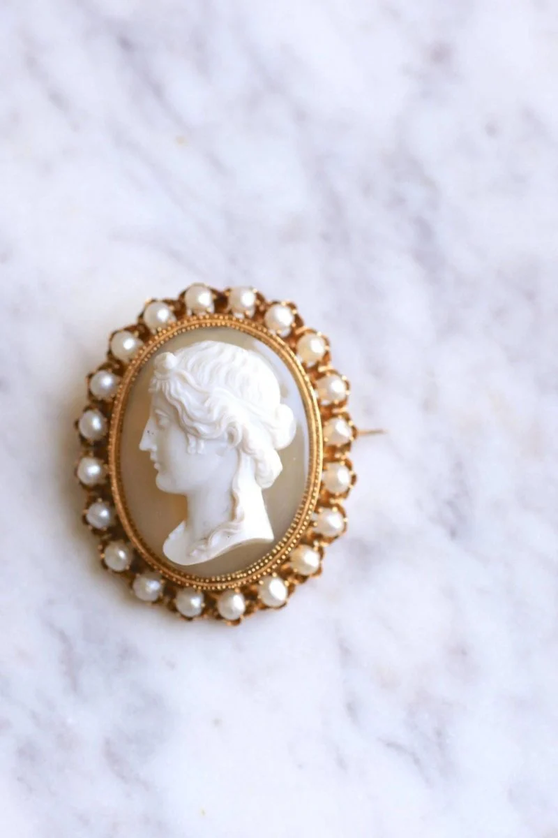 Broche camée agate et perles fines - Image 2