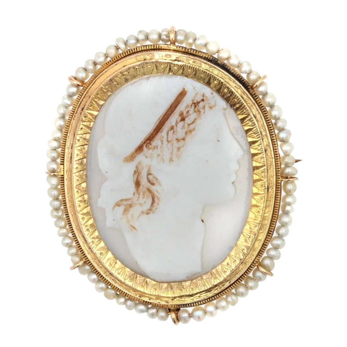 Broche Camée en or jaune et perles