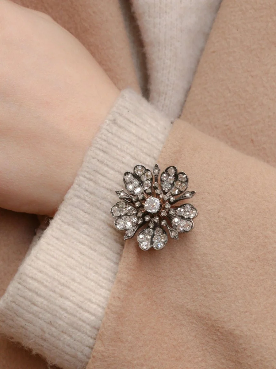 Broche ancienne fleur or argent diamants taille ancienne - Image 2