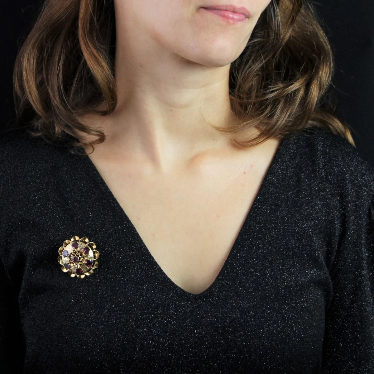 Broche Épingle en or jaune et grenats - Image 2