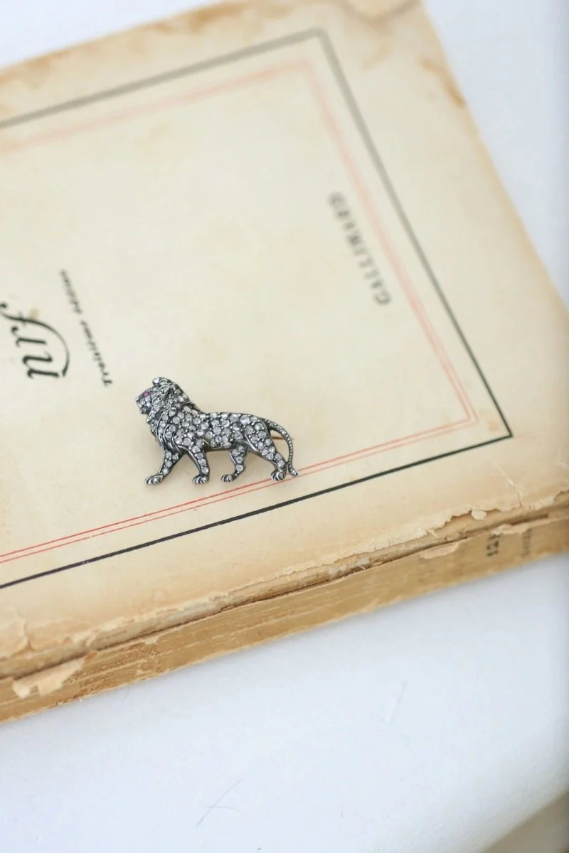 Broche Lion diamants - Image 5