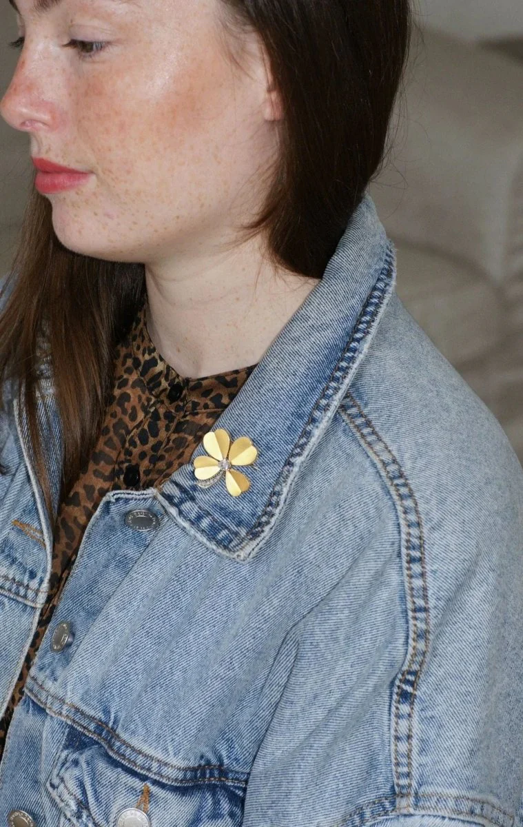 Broche Trèfle Diamants sur Or Jaune - Image 8