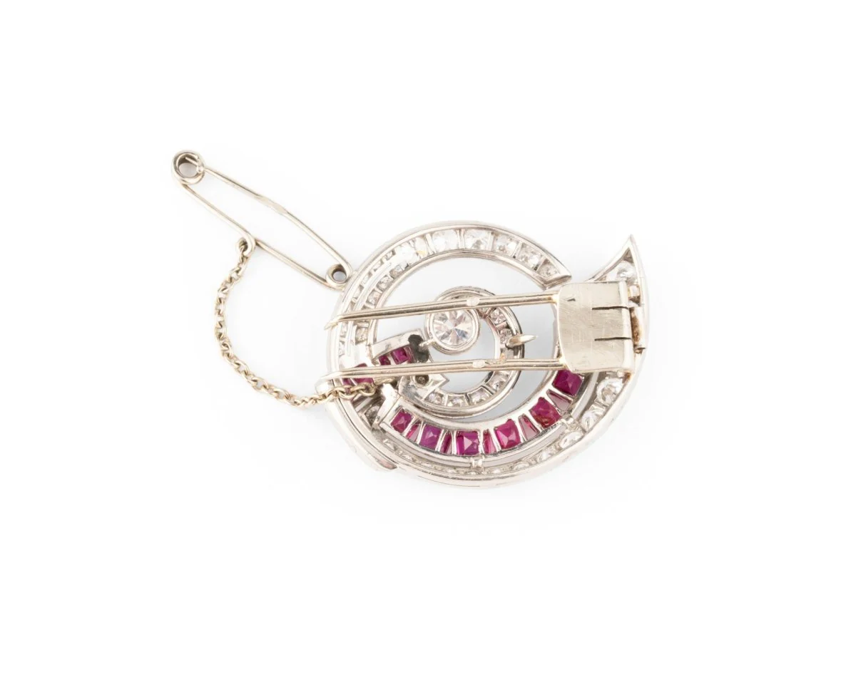 Broche Art déco Clip en or blanc, diamants et rubis - Image 3