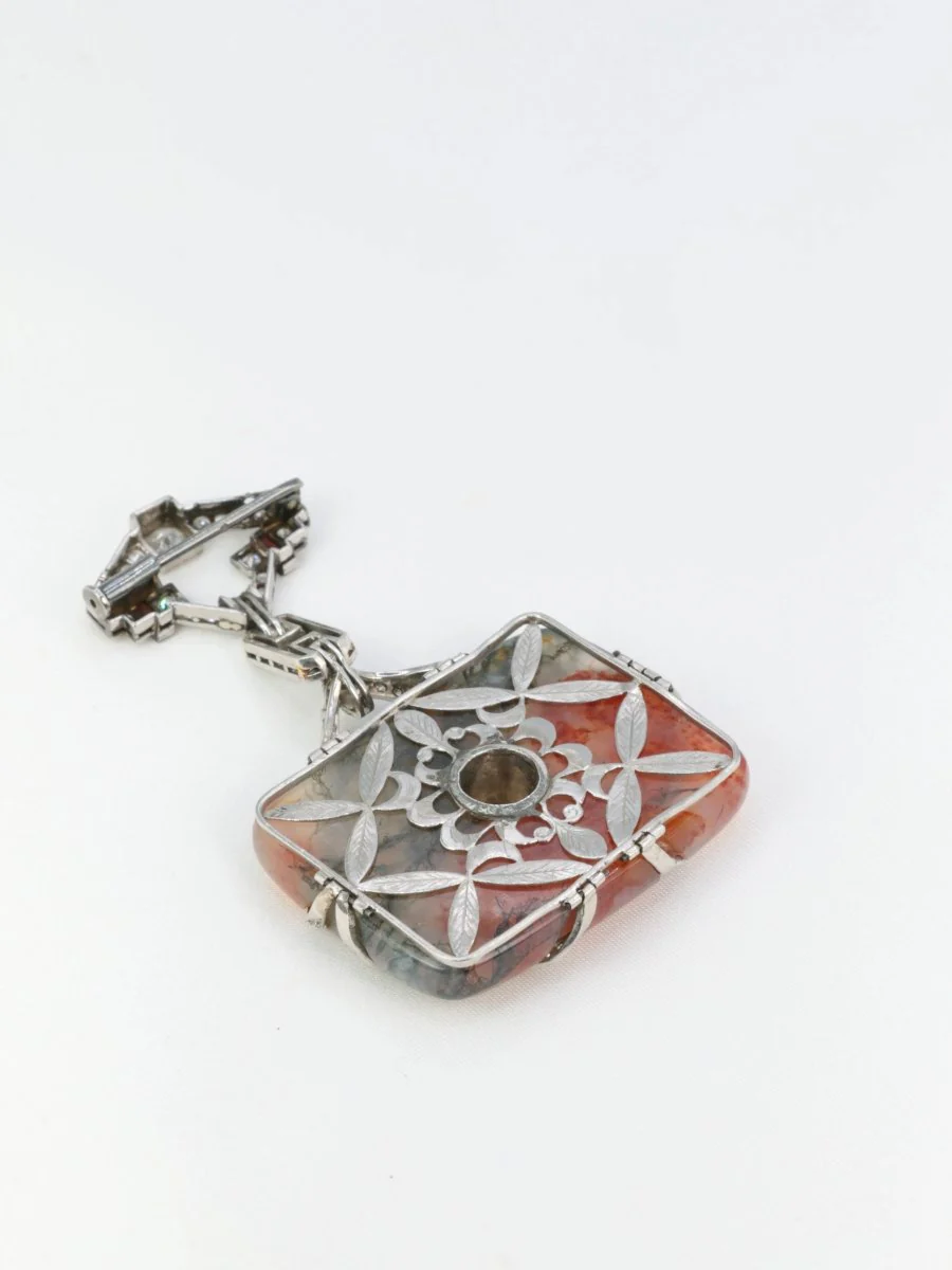Broche Art-Déco en or, agate, corail et diamants - Image 6