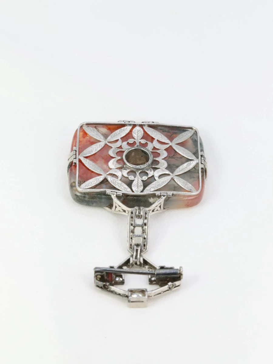 Broche Art-Déco en or, agate, corail et diamants - Image 7