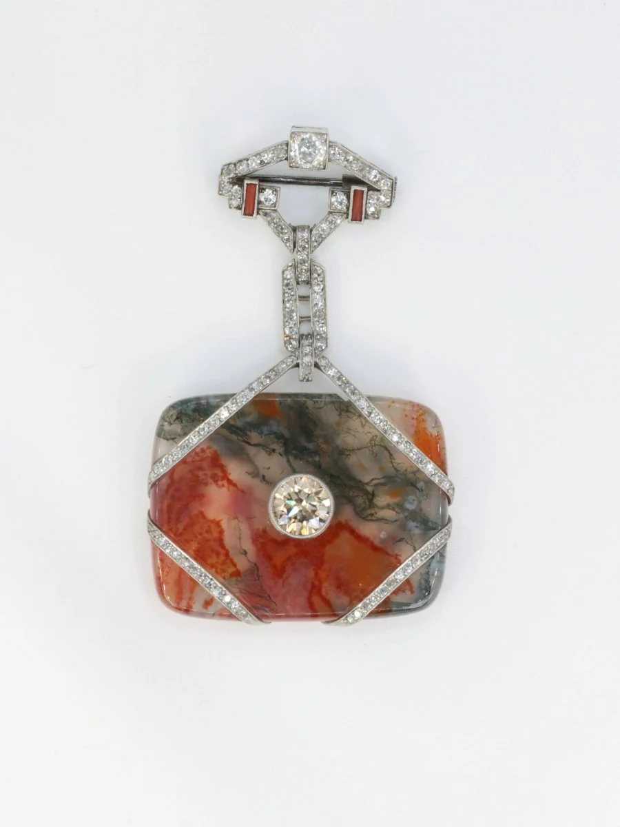 Broche Art-Déco en or, agate, corail et diamants - Image 9