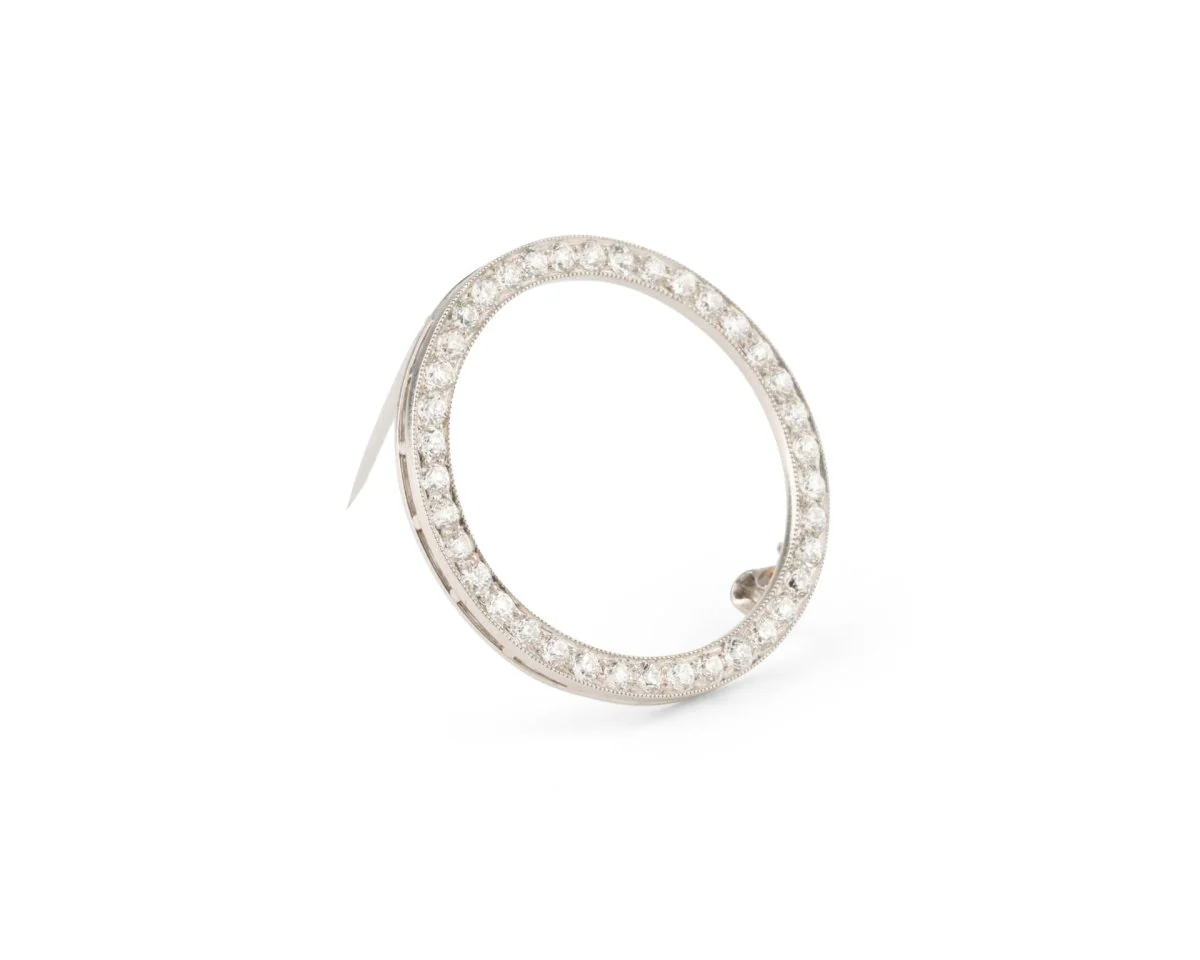 Broche Art déco, cercle en platine et diamants