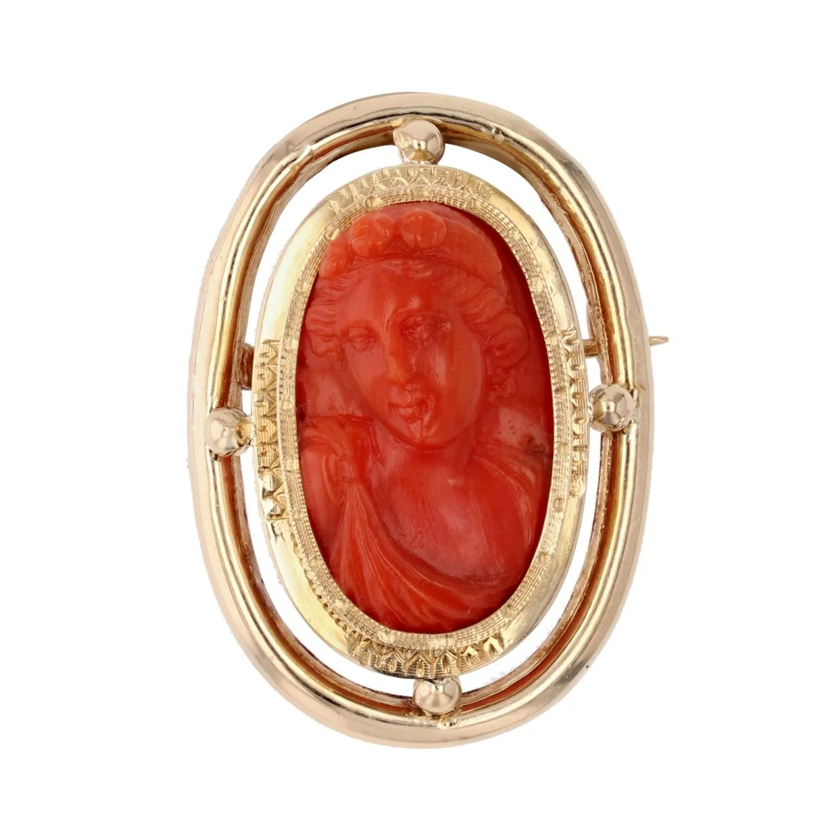 Broche Camée en or jaune et corail