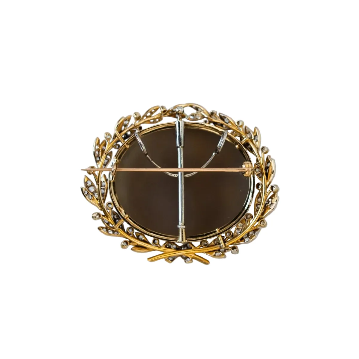 Broche Camée en or jaune et agate - Image 2