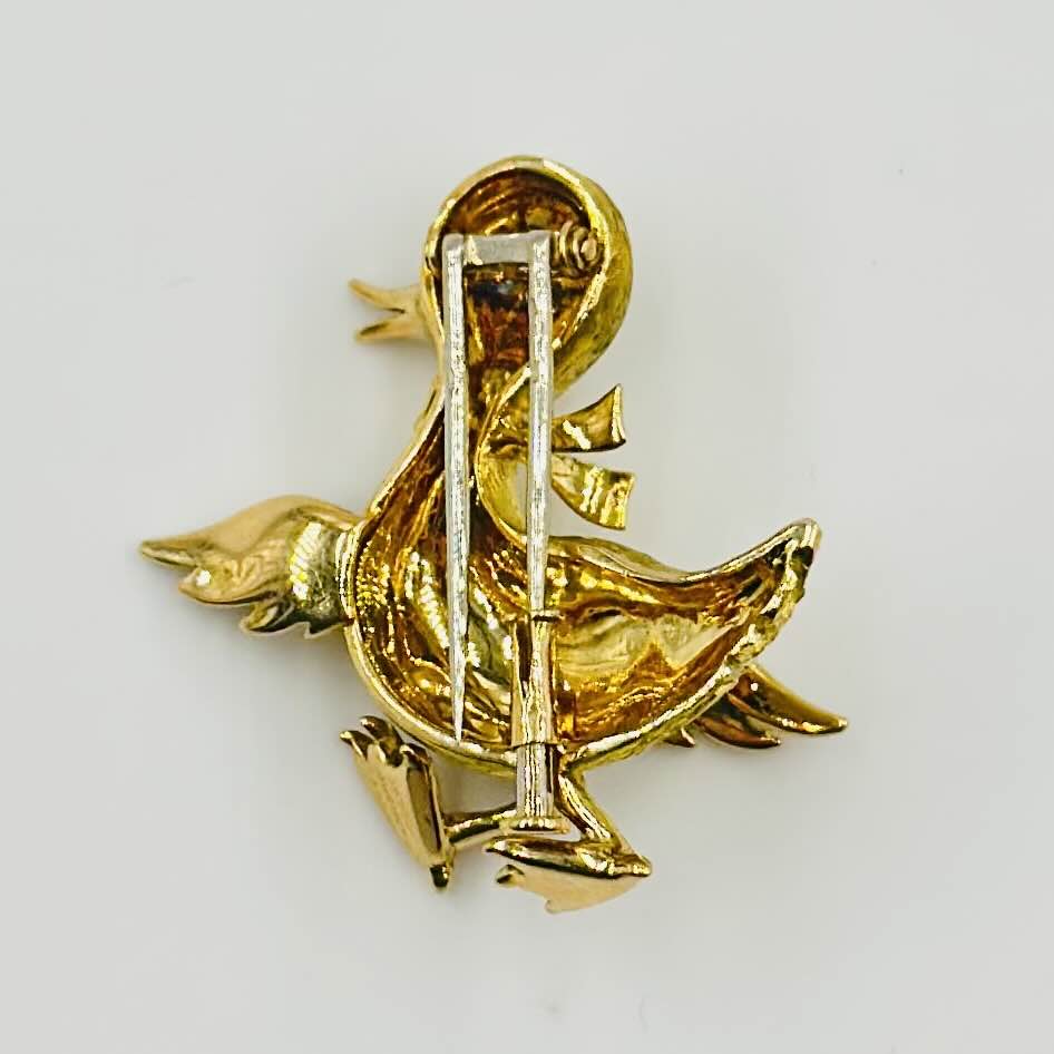 Broche BOUCHERON "Canard marchant"  en or jaune - Image 2