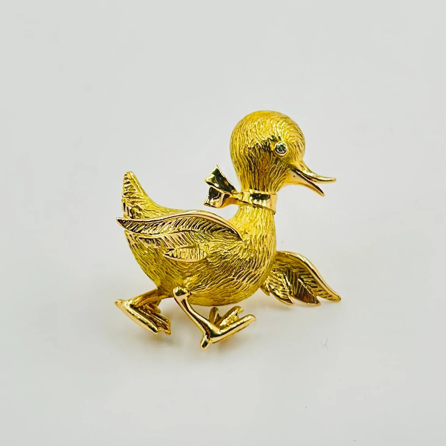 Broche BOUCHERON "Canard marchant"  en or jaune - Image 3