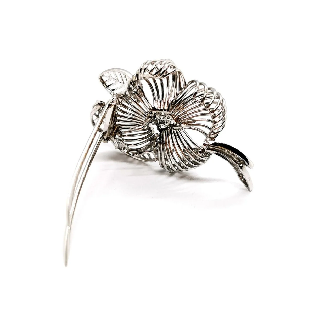 Broche fleur en or blanc et diamants - Image 5