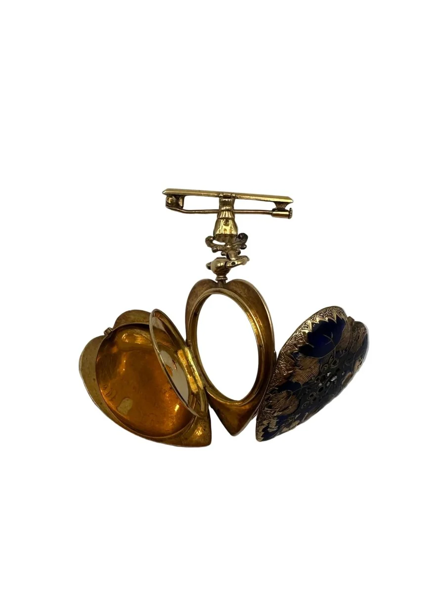 Broche Médaillon Coeur en Or Jaune, émail et Diamants - Image 3