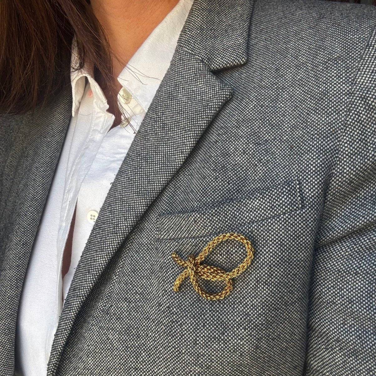 Broche Épingle "Noeud" en or jaune - Image 2