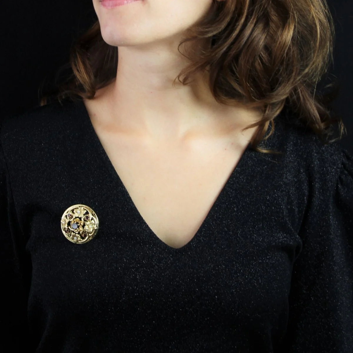 Broche Épingle en or jaune, perles et grenats - Image 2