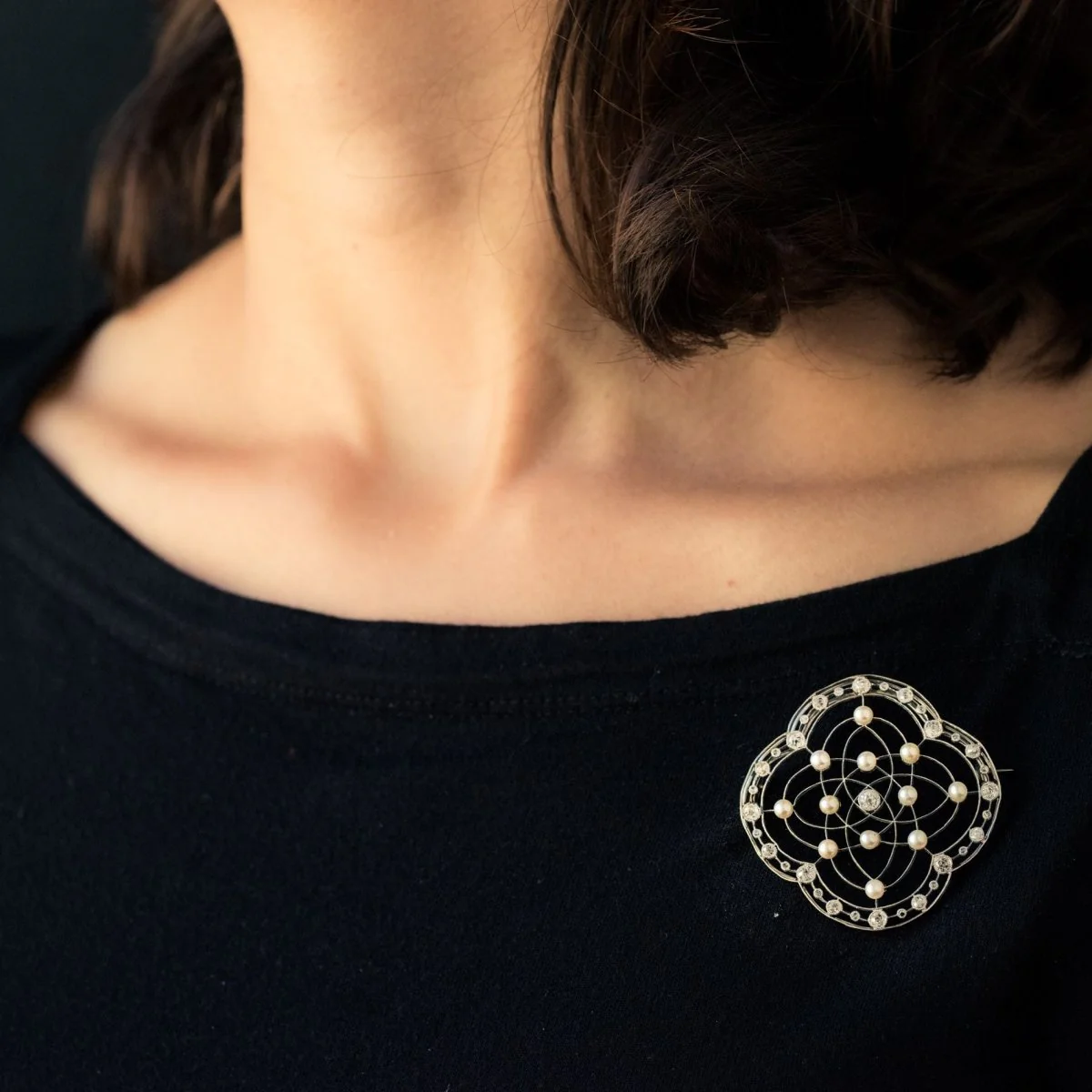 Broche Épingle en platine, perles et diamants - Image 2