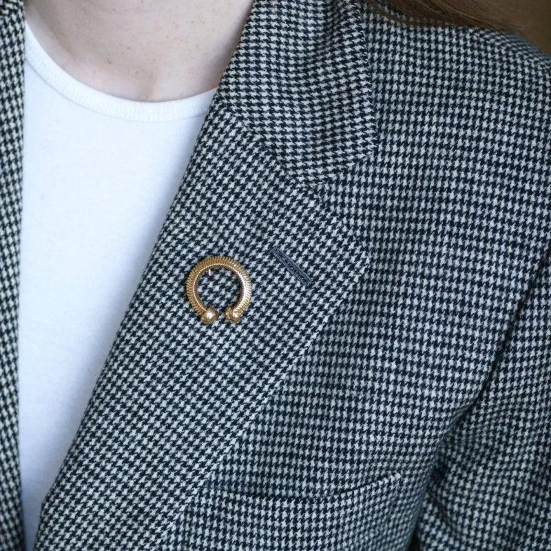 Broche MELLERIO en or jaune et rose - Image 2
