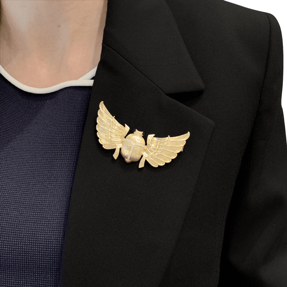 Broche Épingle en or jaune, rubis et diamants - Image 2