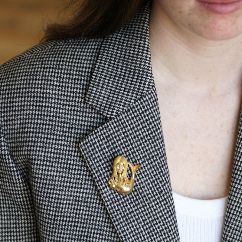 Broche FRED par JEAN COCTEAU "Sirène" en or jaune - Image 2
