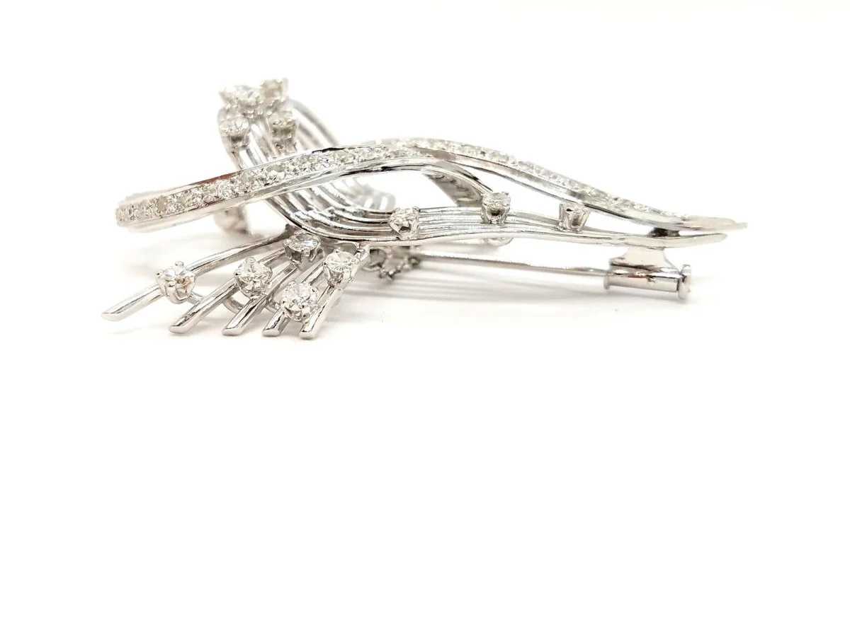 Broche en or blanc et diamants - Image 16