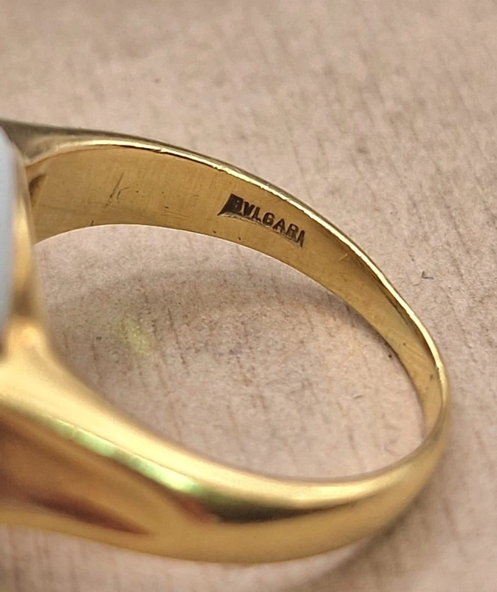 Bulgari Chandra Ring in 18kt Yellow Gold with White Porcelain, Circa 1990 - Image 5