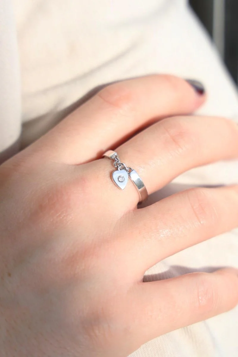 Cartier Bague Coeur Or blanc Diamant - Image 2