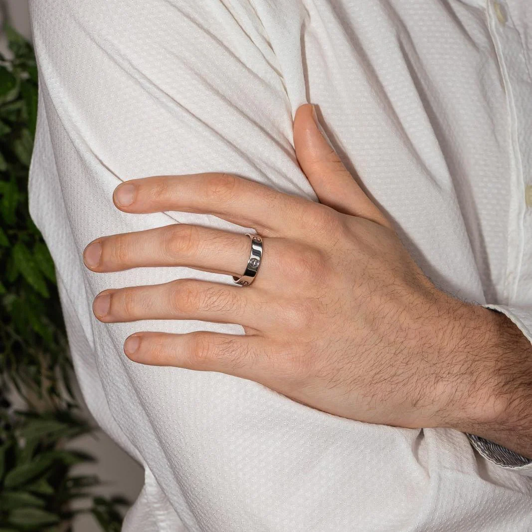Bague Alliance CARTIER "Love" en or blanc - Image 2