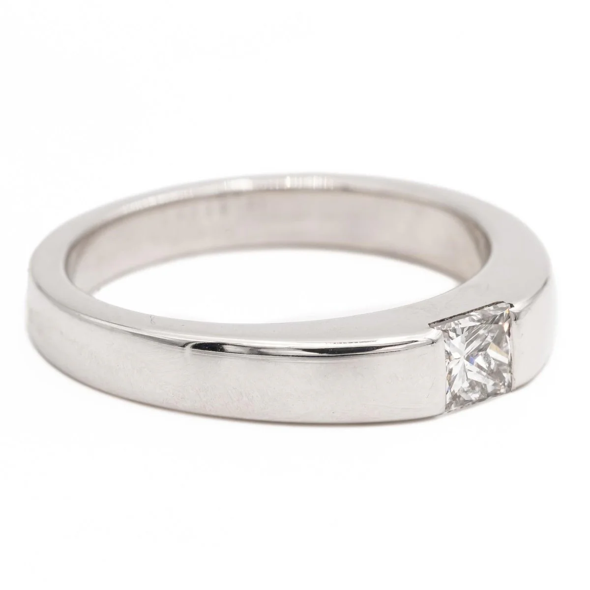 Bague Solitaire CARTIER "Tank" en or blanc et diamant - Image 6