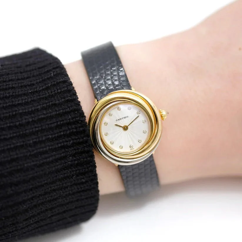 Montre CARTIER "Trinity" en or jaune, or rose, or blanc et cuir - Image 2
