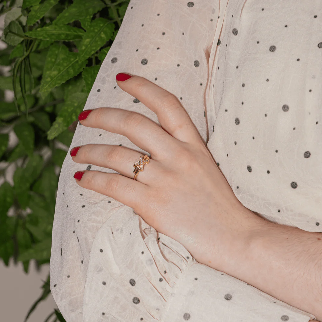 Bague Chaumet "Jeux de Liens" en or rose et diamants - Image 2