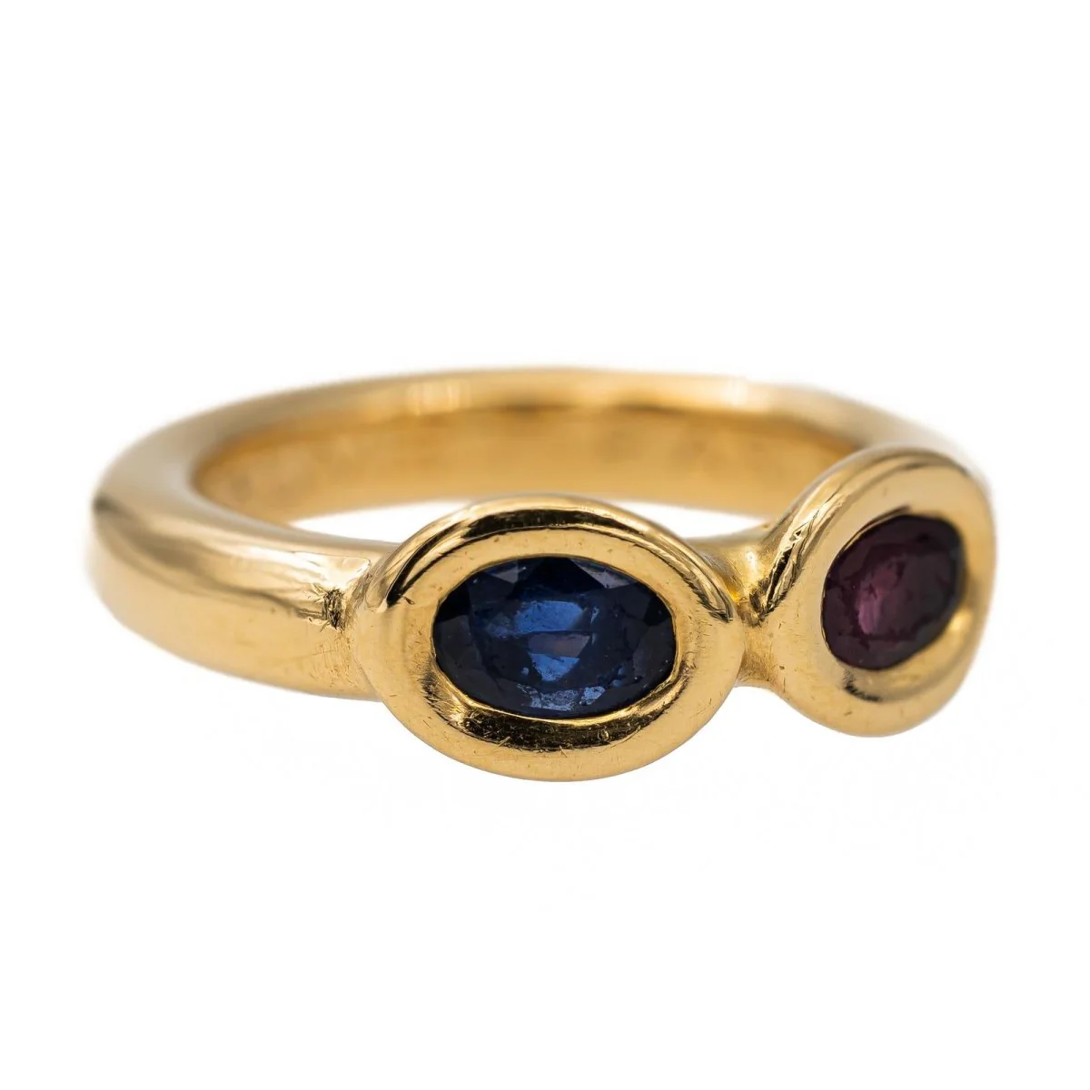 Chaumet Bague Toi et moi en or jaune saphir et rubis - Image 9