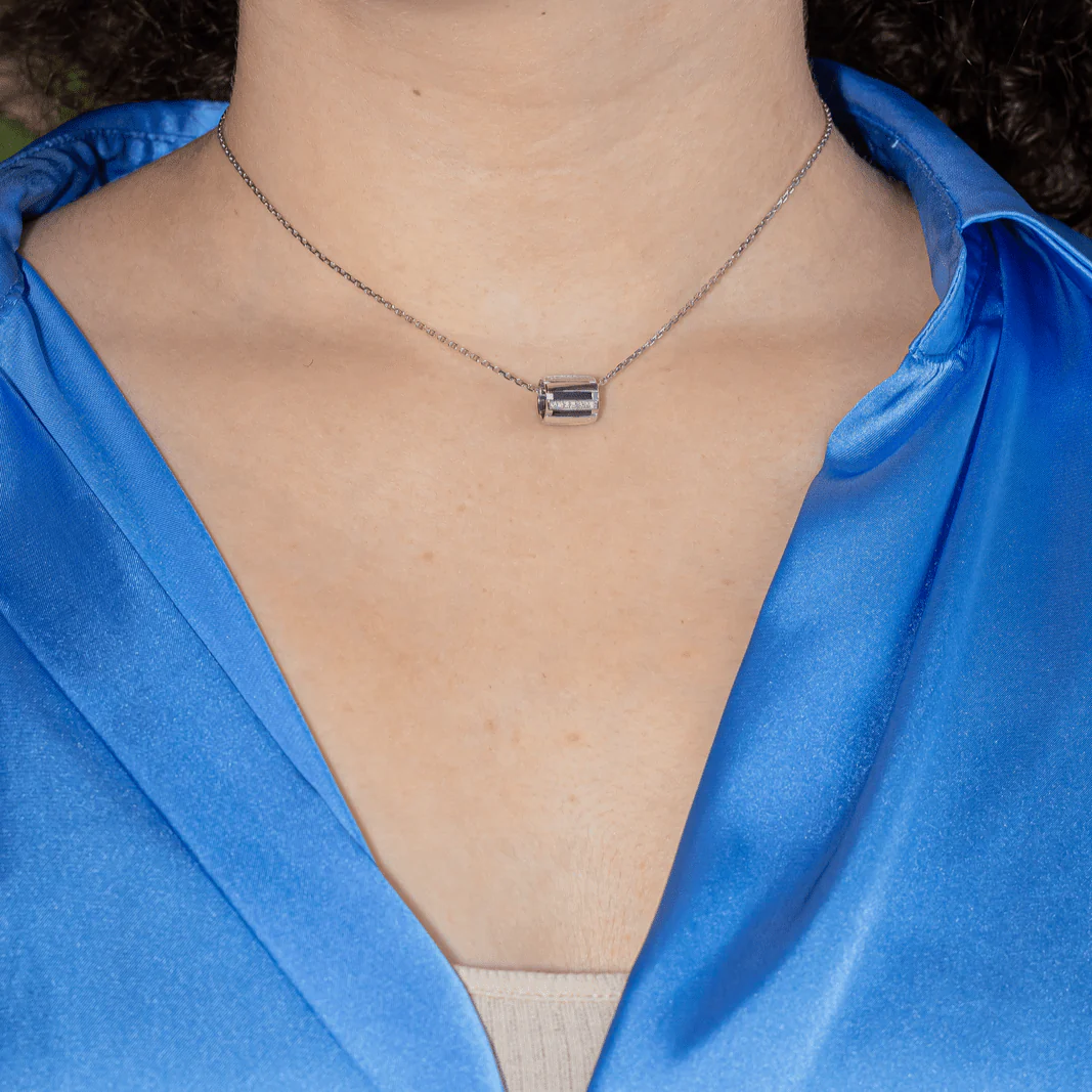 Collier Pendentif CHAUMET "Class One" en or blanc et diamants - Image 2