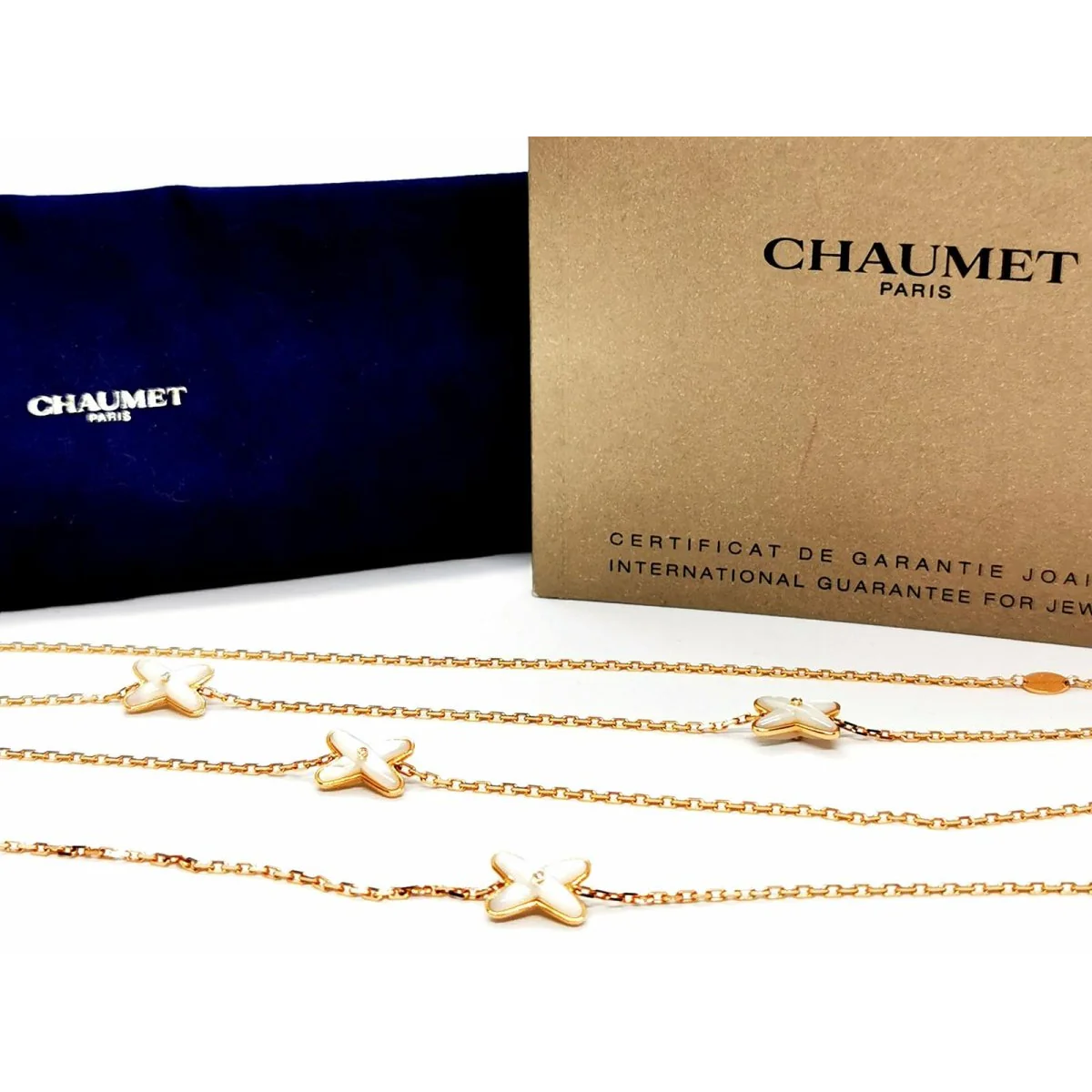 Collier Sautoir CHAUMET "Jeux de liens" en or rose, nacre et diamants - Image 9